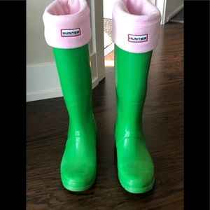 Tall Hunter Boots w/ pink fleece inserts Size 9F